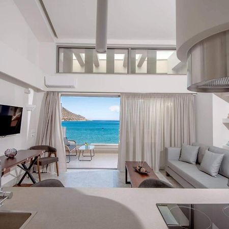 Nama Sea Side Suites Plaka  Luaran gambar