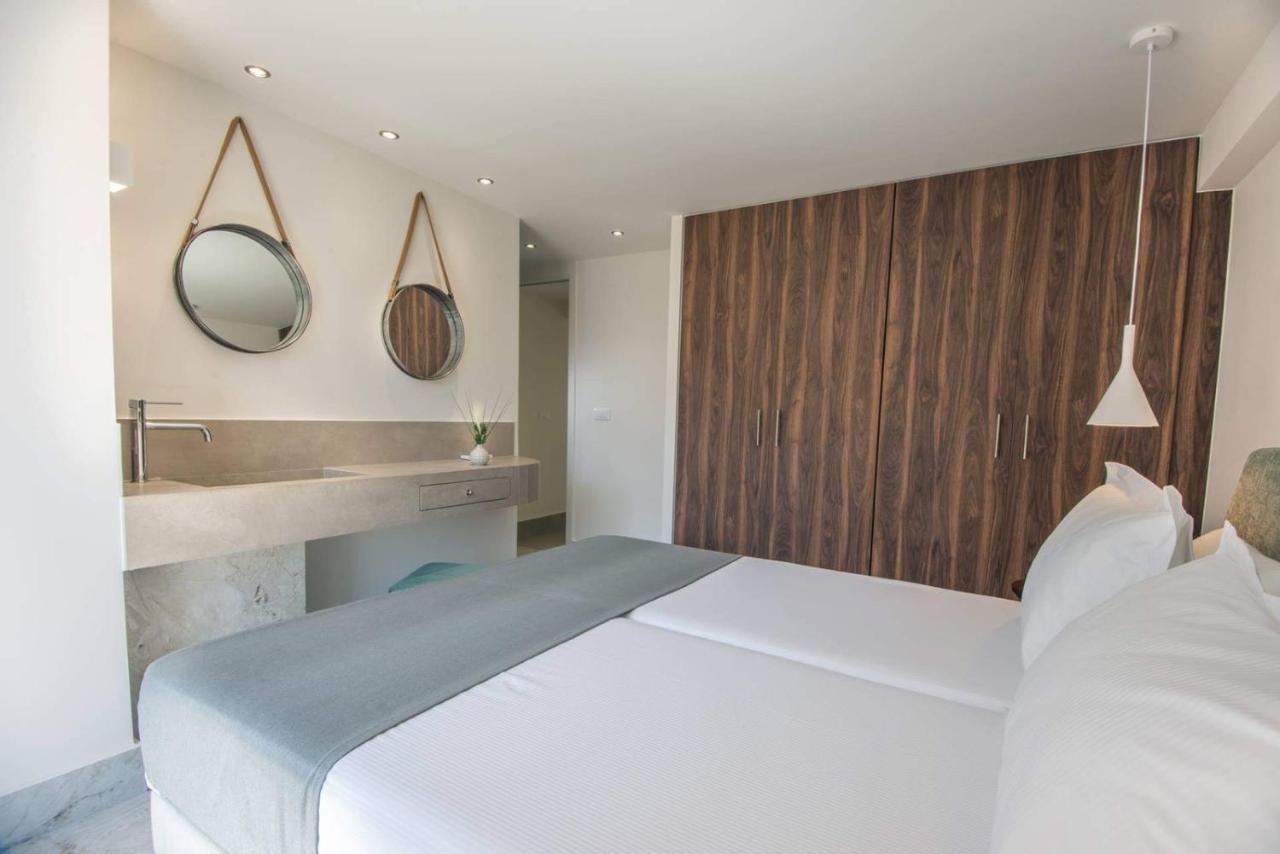 Nama Sea Side Suites Plaka  Luaran gambar