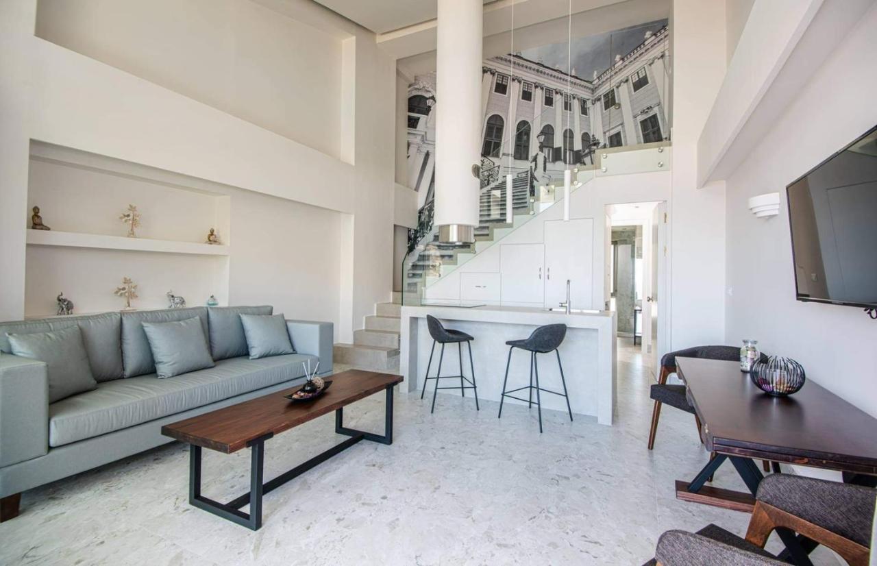 Nama Sea Side Suites Plaka  Luaran gambar