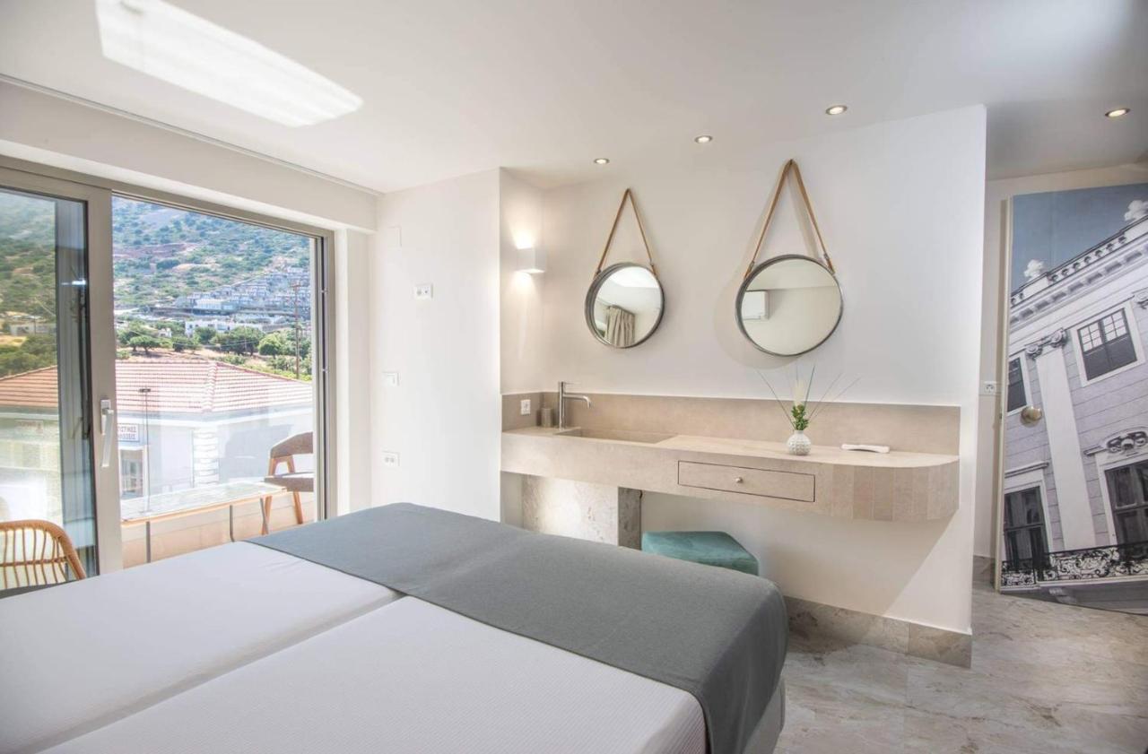 Nama Sea Side Suites Plaka  Luaran gambar
